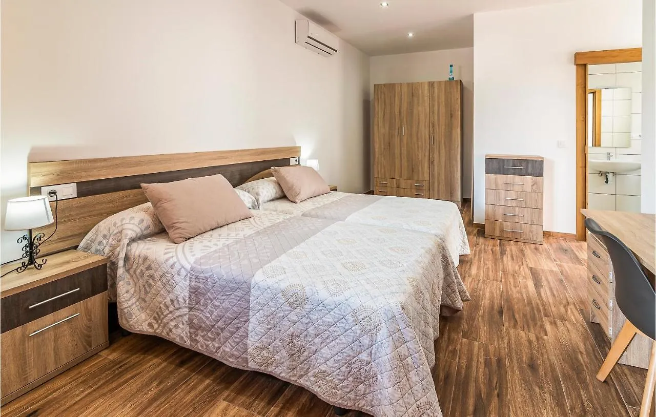 Cozy Home In Priego De Cordoba With Wifi